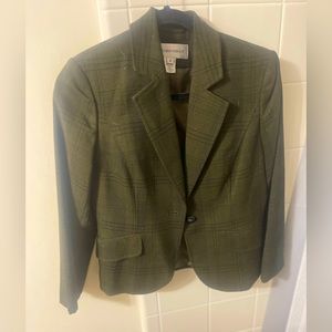 JONES NEW YORK SUIT